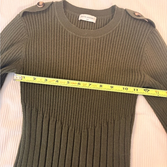 Petite Assembly Ribbed Olive Green Sweater - Picture 7 of 9